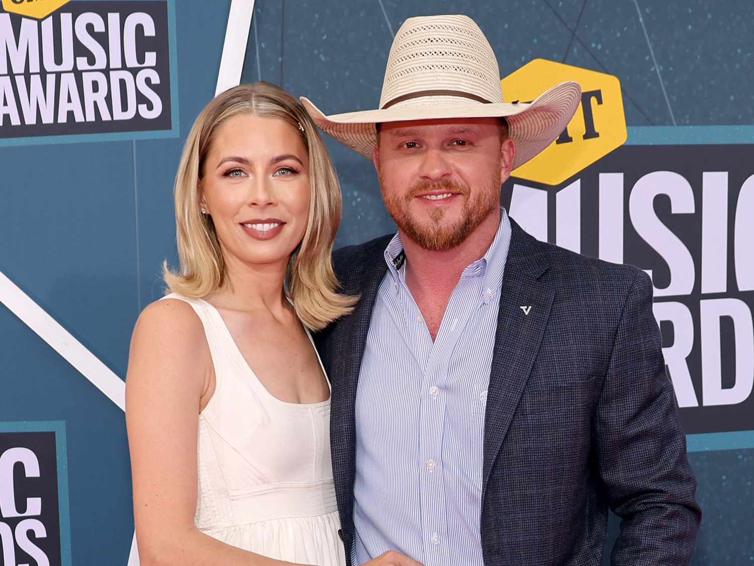 Cody Johnson'S Wife
