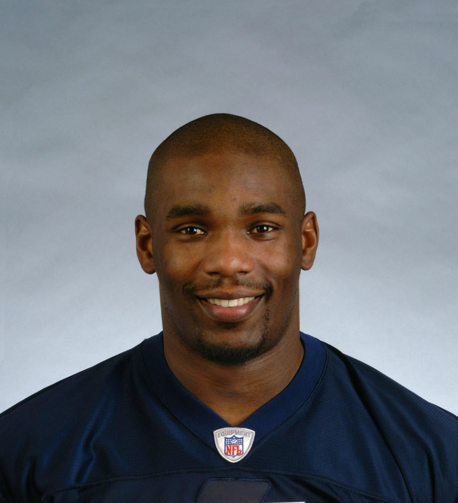 Eric Moulds Wife